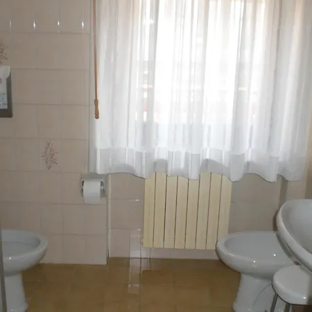 Edelweiss Hotel 3*