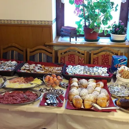 Hotel Edelweiss 3*
