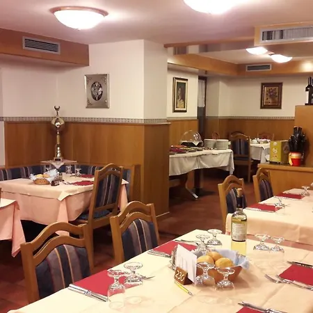 Edelweiss Hotel Passo del Tonale